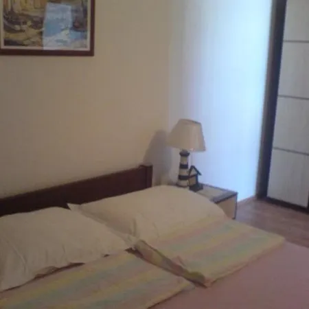 Vesna Apartment Vir