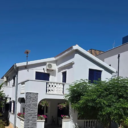 Apartamento Vesna Vir