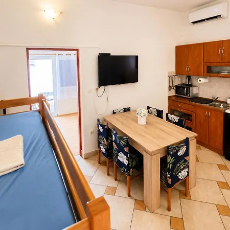 Apartment Vesna Vir