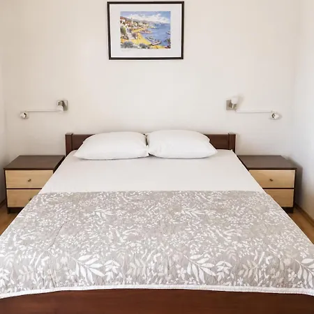 Apartment Vesna Vir